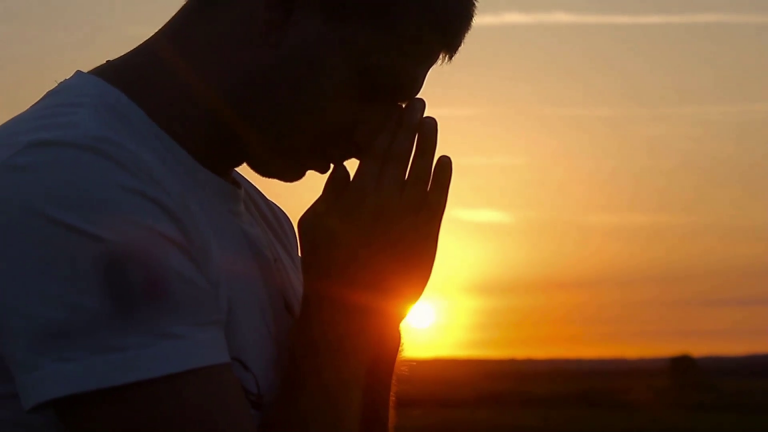 Versículo del día (con Reflexión Cristiana) 2025 5 Como aprender a orar